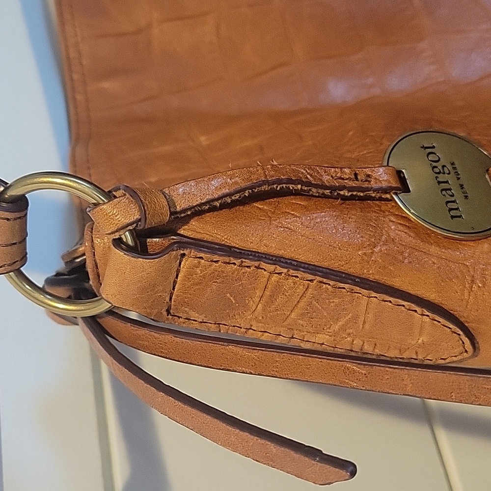 MARGOT LEATHER SHOULDER BAG TAN/BROWN - Picture 4 of 16